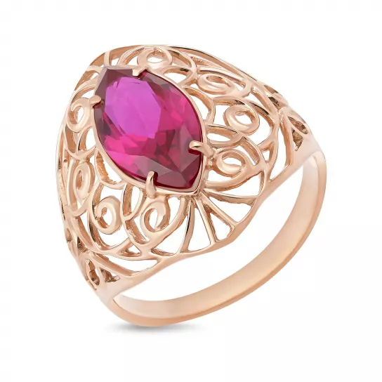 Кольцо с корундом из золота